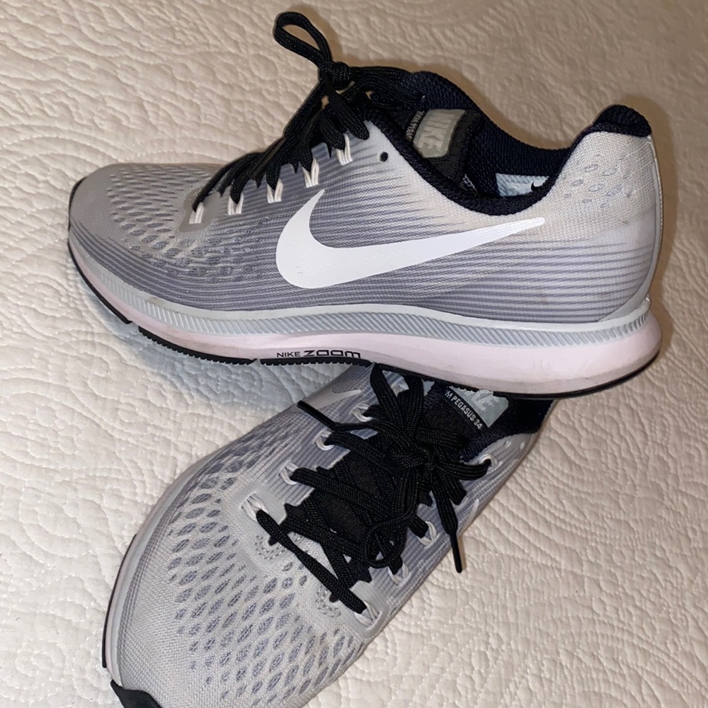 Nike‎ Zoom Shoes - Size 7